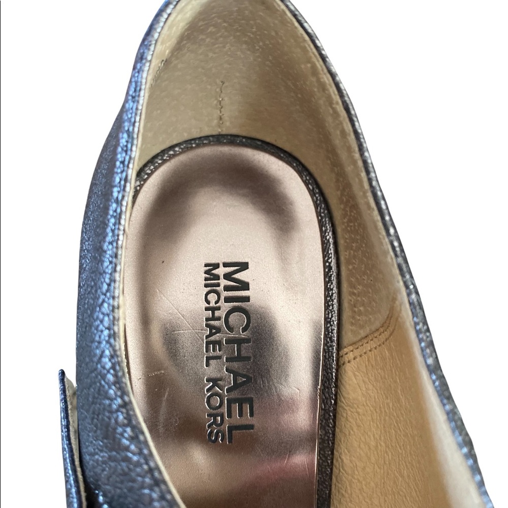 Michael Kors silver/pewter open toe 4 1/2 inch stilettos. Size 9 M like new! - Picture 9 of 11